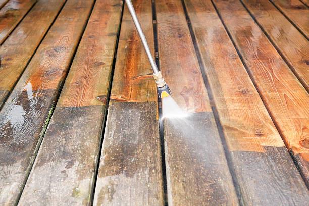 Best Roof Pressure Washing  in Aurora, TX